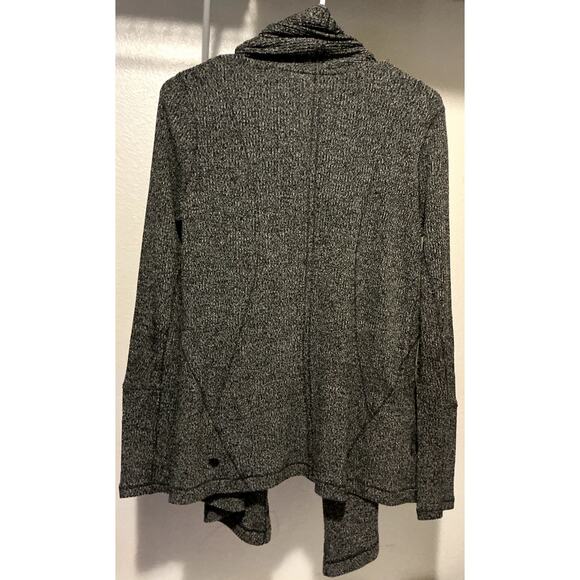 Zella Women's Gray Flowing Cardigan Size Small - Picture 2 of 3